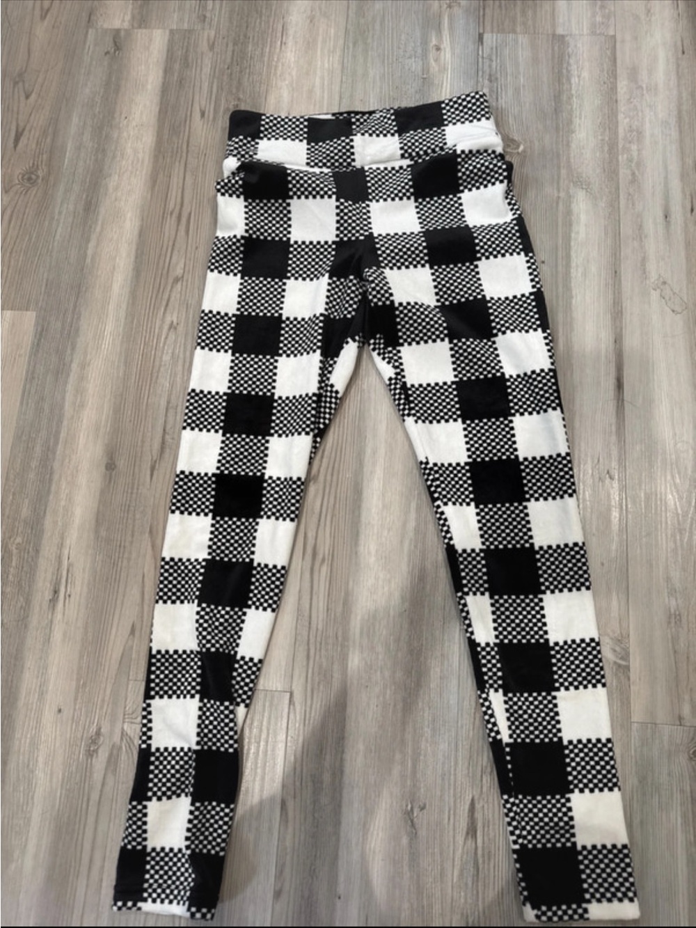 Black & White Checkered Leggings